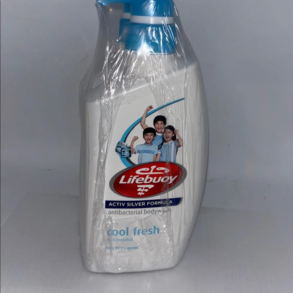 Lifebuoy Antibacterial Body Wash for Men and Women and Kids 16.9 Ounce 2 pack